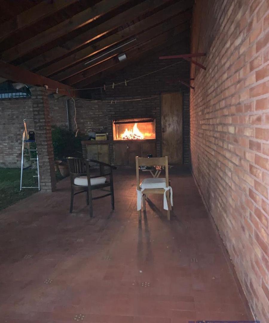 Foto de Casa 4 amb cómoda y luminosa + patio c/cochera y parrilla | Ubicación, imagen 1