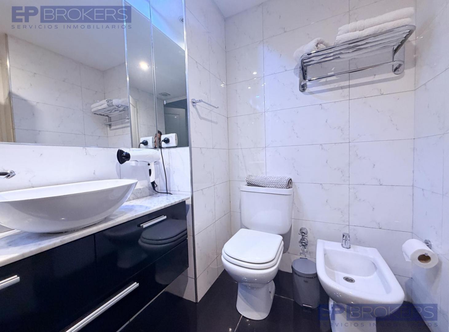 Foto de Venta Departamento monoambiente de Categoria, seguridad 24 hs. Ideal, imagen 3