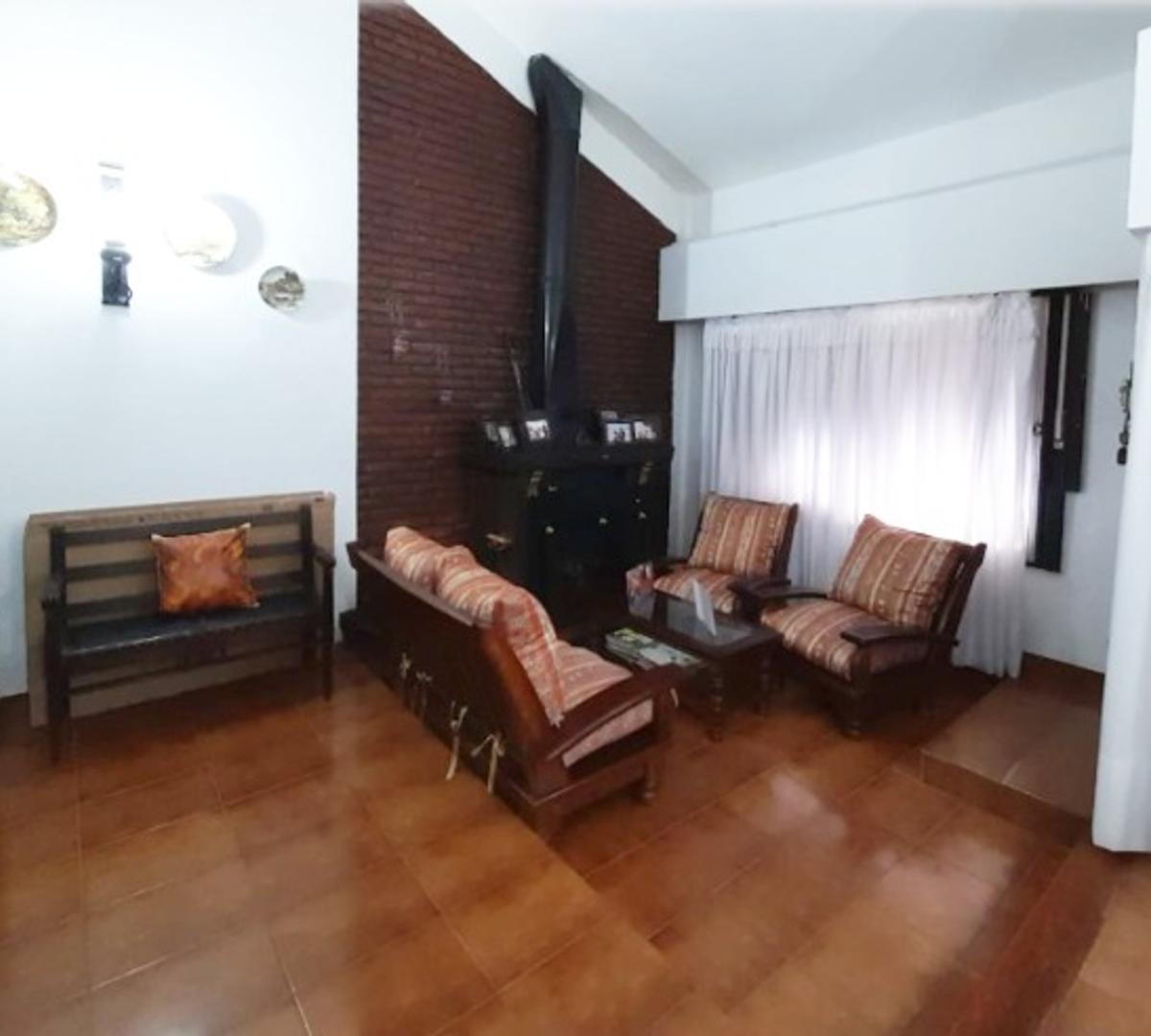 Excelente Chalet Zona Centro Ituzaingo Sur 5