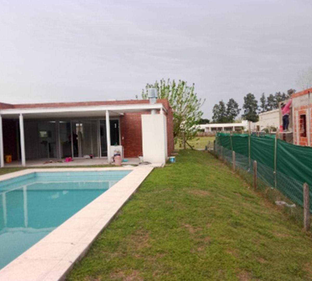 CASA VENTA "FINCAS DE ALVAREZ"