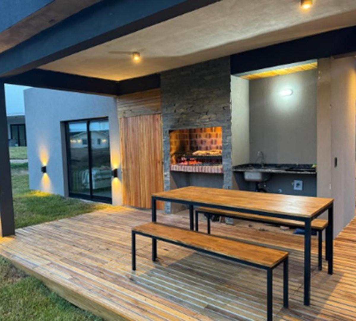 Casa Venta Costa Esmeralda - Pinamar 2