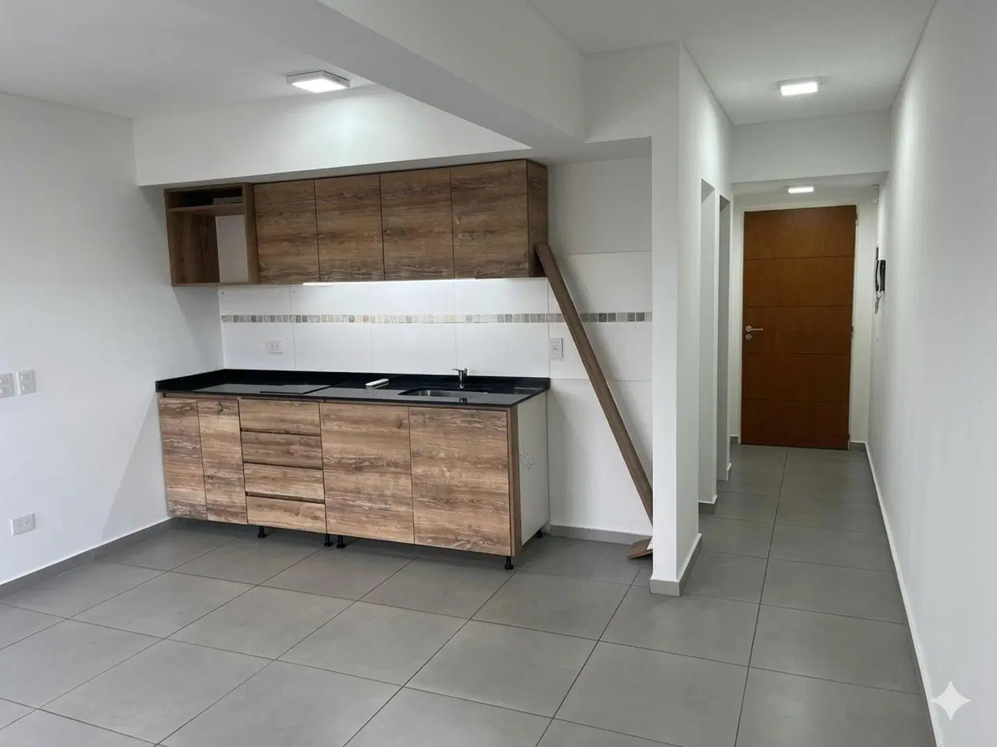 MONOAMBIENTE ALQUILER EDIFICIO PREMIUM ITUZAINGO 2