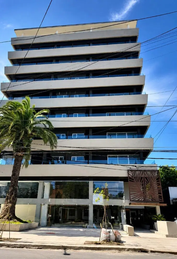 MR-2055 – AMPLIO MONOAMBIENTE VENTA ITUZAINGO NORTE CENTRO 2