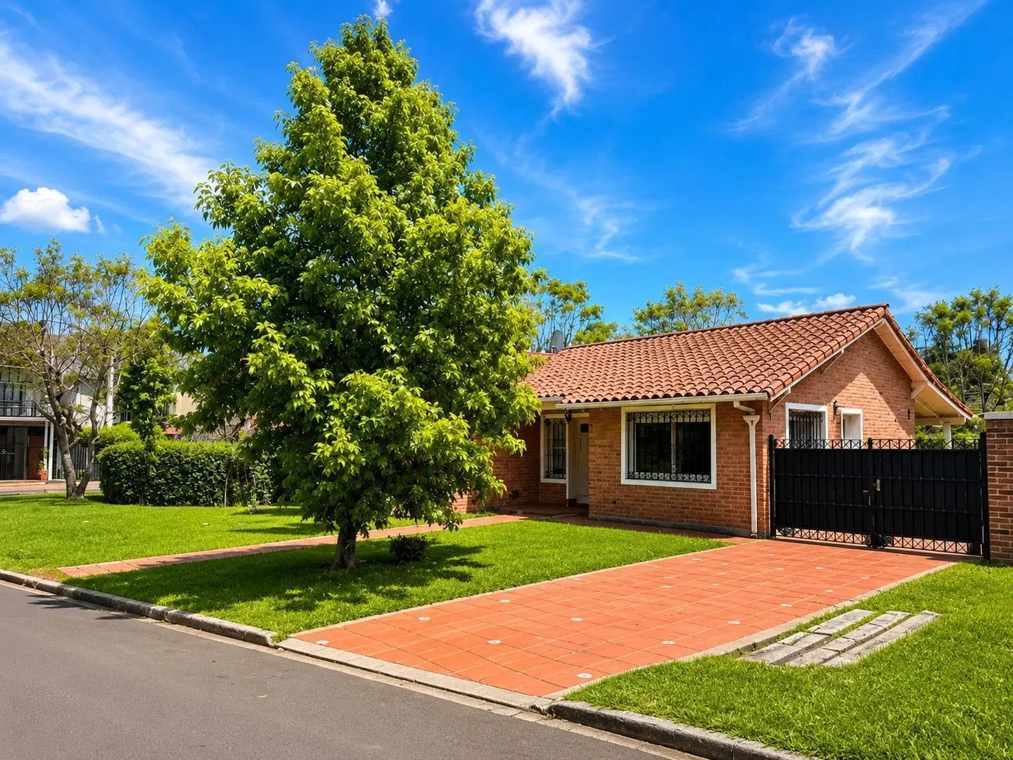 Casa en Venta Barrio Cerrado El Jagüel V.  Udaondo 4