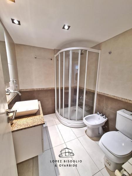 Venta de Depto 3 Amb C/cochera Doble - Zona Golf Playa Grande 5