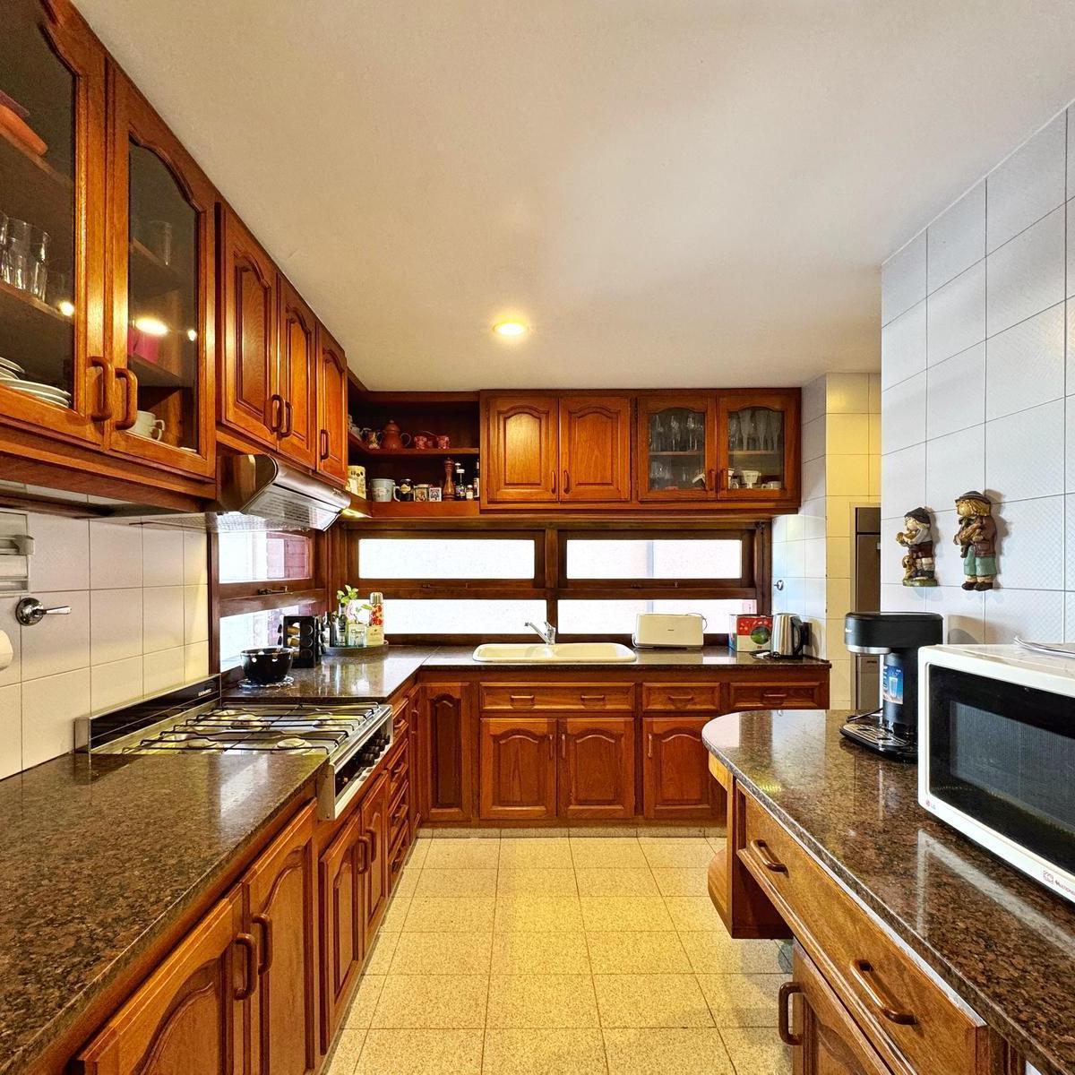 Foto de VENTA PISO 4 AMB CON DEP BALCON 2 COCHERAS, imagen 2
