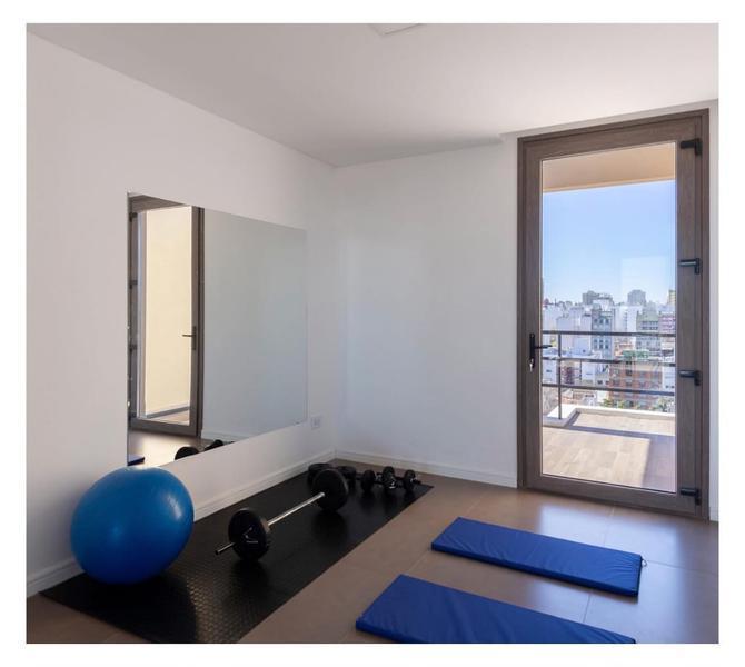 Foto de Departamento 2amb c/cochera y Baulera - Plaza Mitre, imagen 2