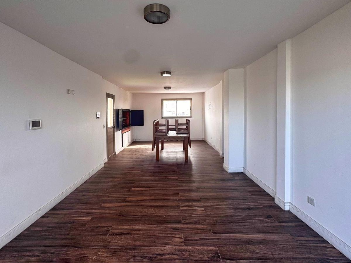 Foto de Venta de departamento 3 ambientes con cochera - Zona Chauvin, imagen 3