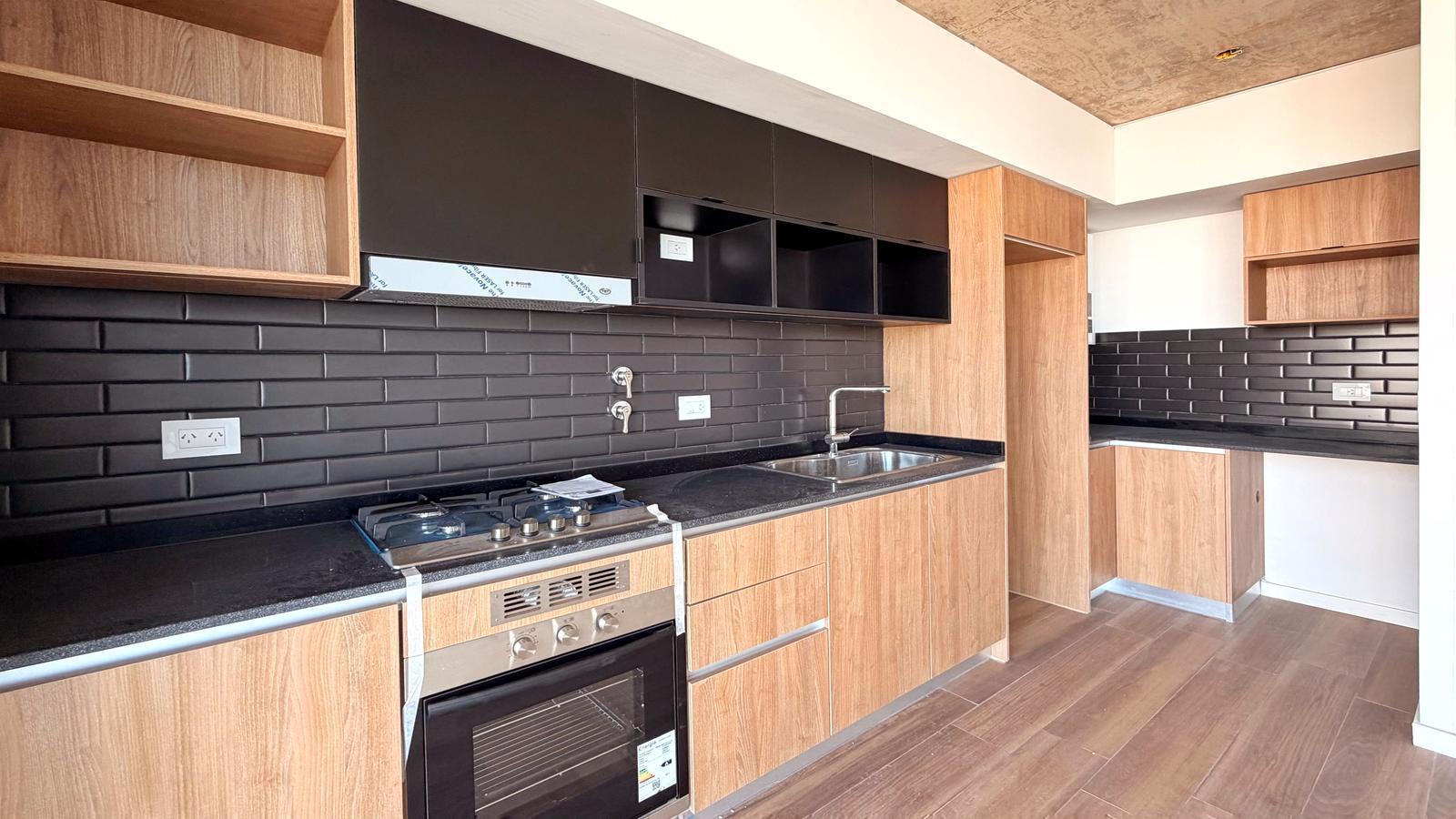 Foto de Venta departamento 2 amb c/ cochera - Zona Chauvin, imagen 3