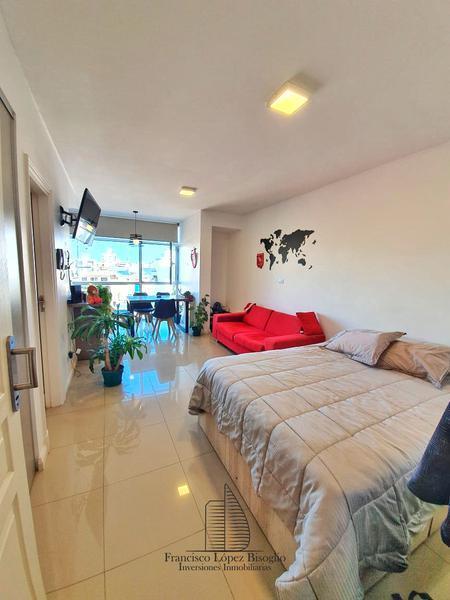 Departamento 1 amb 1/2 c/ Cochera - Chauvin
