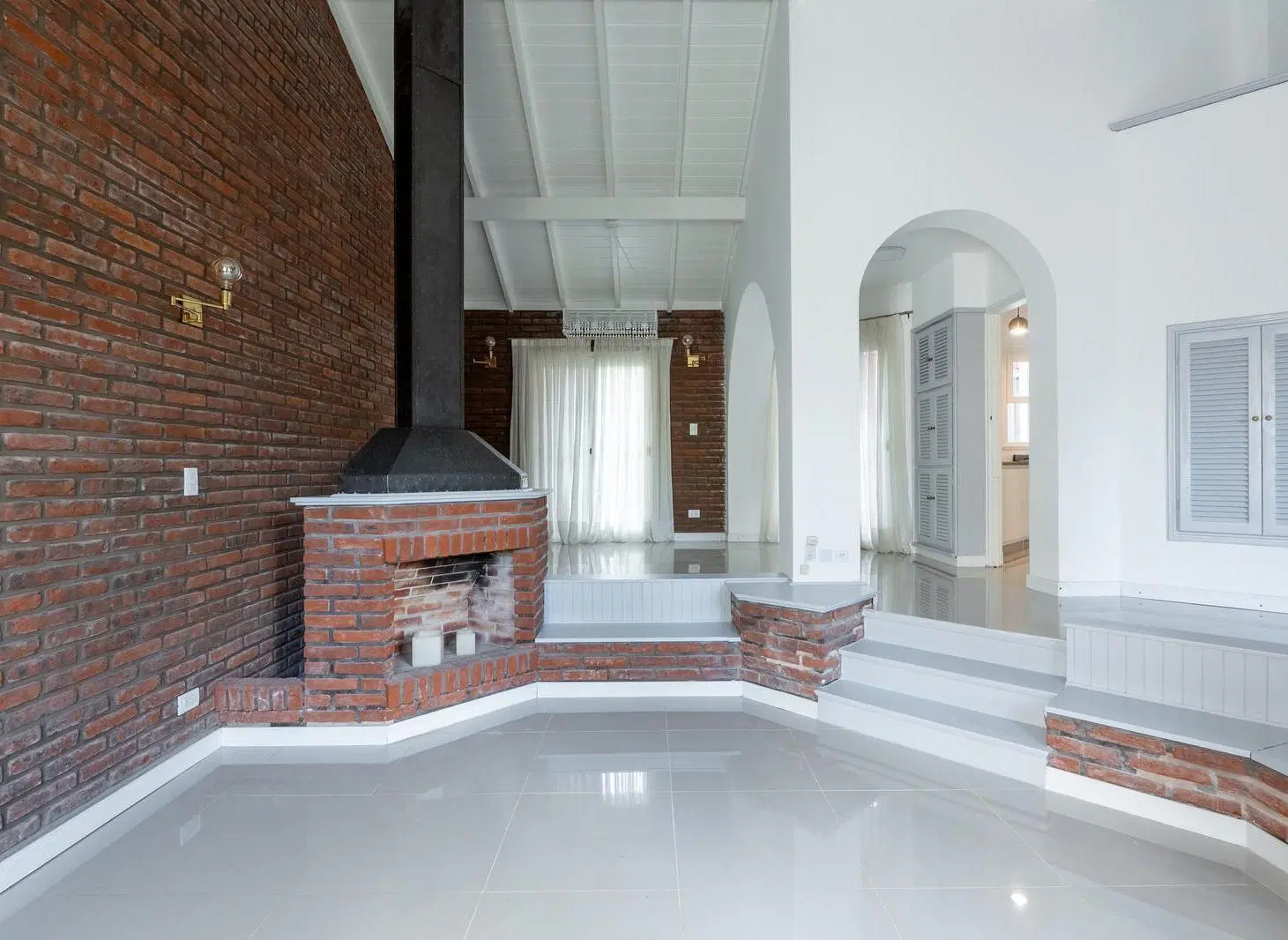 Venta Casa 6 ambientes con parque y garage - Stella Maris 1