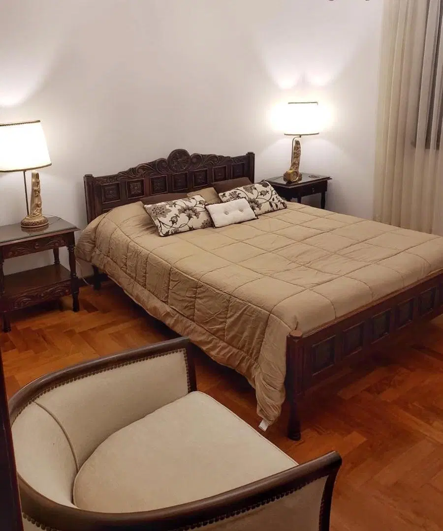 Alquiler Casa 4 ambientes con garage y patio 3