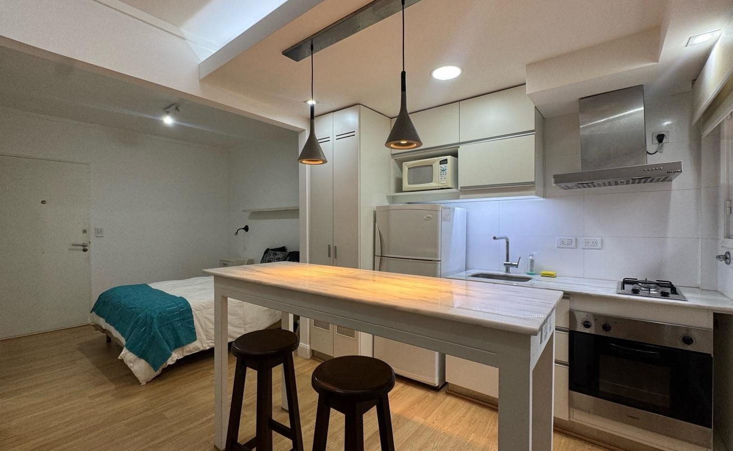 Foto de Venta depto monoambiente con balcon a la calle - Zona Guemes, imagen 3