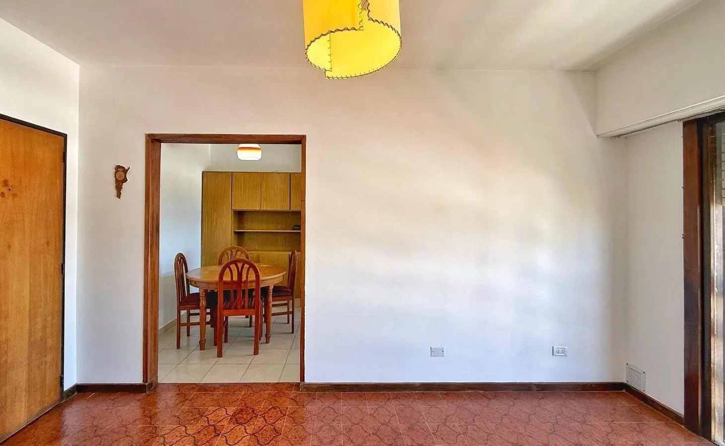 Venta Departamento 3 amb todo a la calle - San Jose 1