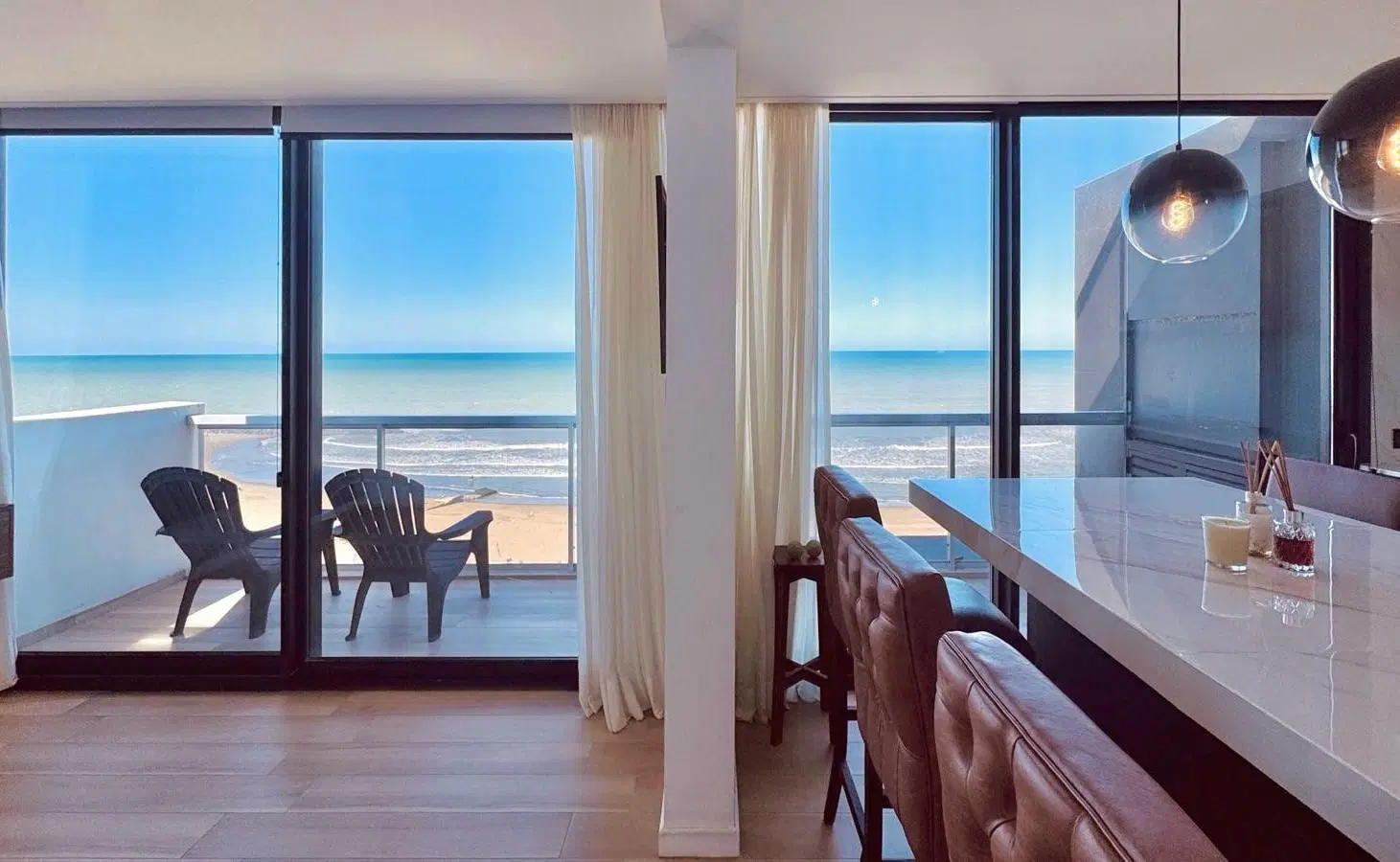 Venta depto 3 amb/ terraza propia c/coch - primer linea al mar 5
