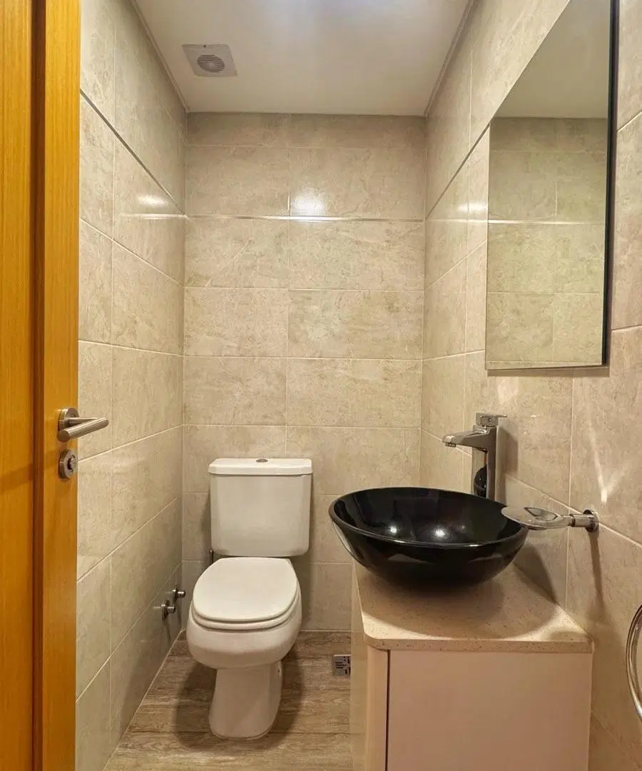 Venta semipiso 2 amb con cochera / Playa Grande 4