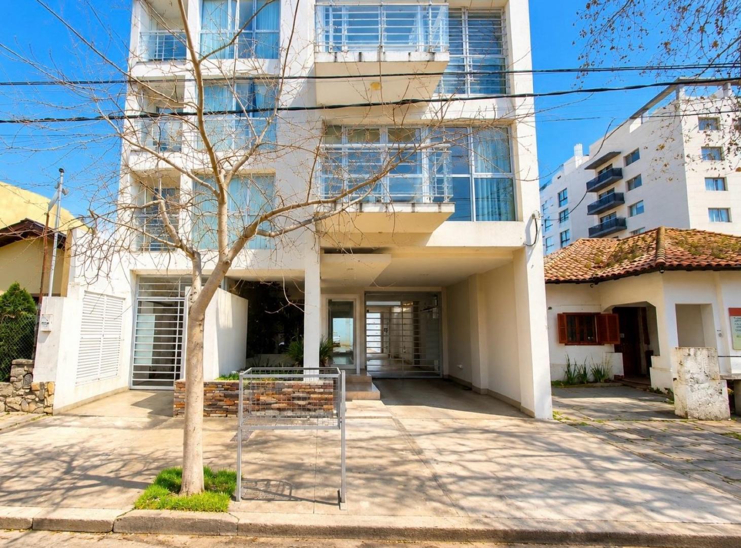 Foto de Alquiler departamento 3 amb Guemes, imagen 5
