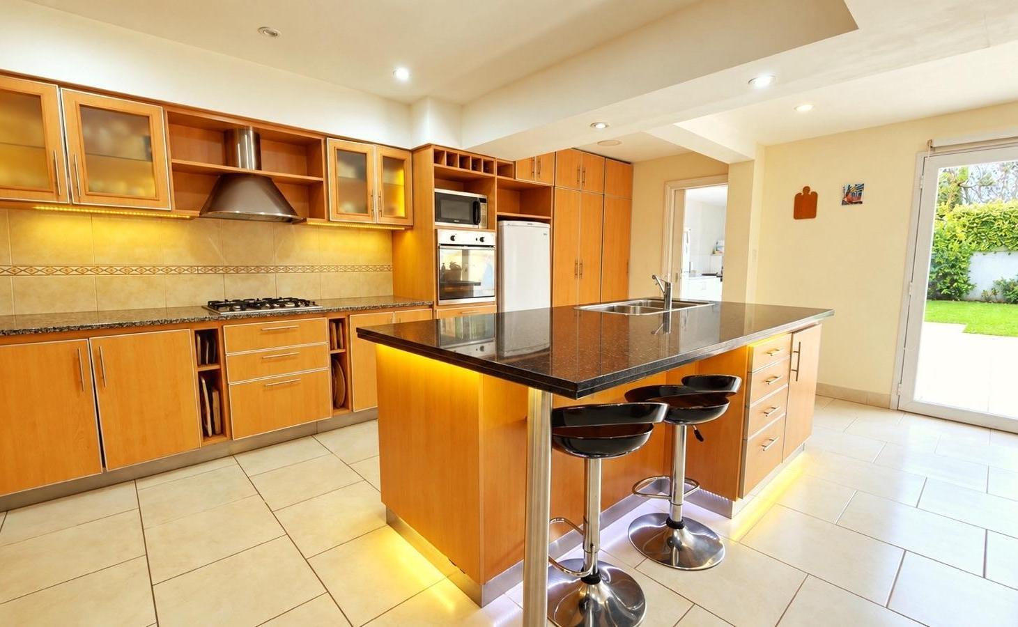 Foto de Venta de casa 4 ambientes en Parque Luro, imagen 2