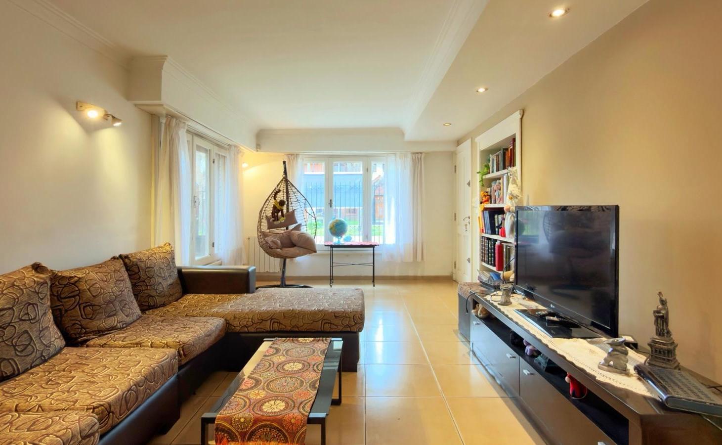 Foto de Venta de casa 4 ambientes en Parque Luro, imagen 4
