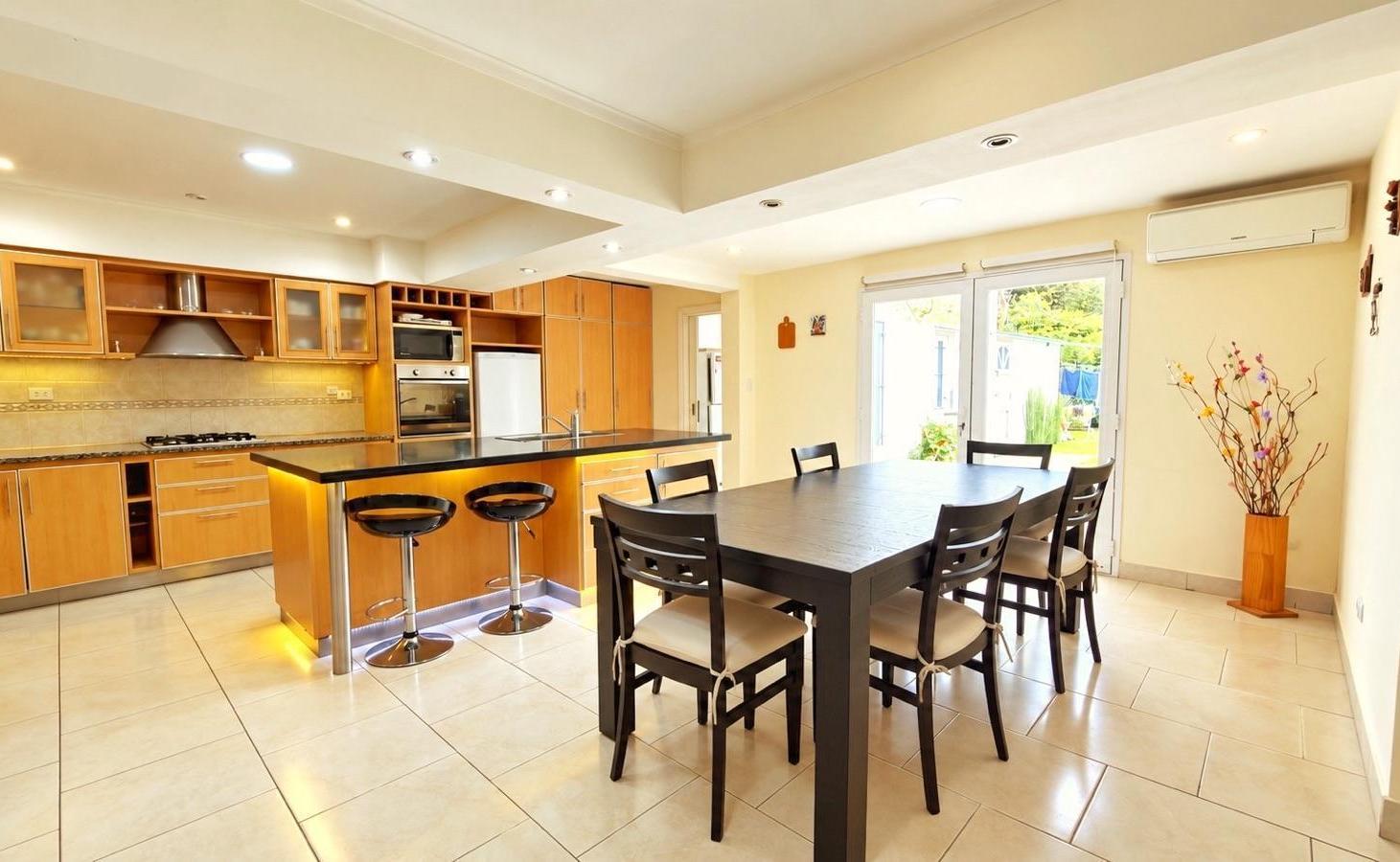 Foto de Venta de casa 4 ambientes en Parque Luro, imagen 3