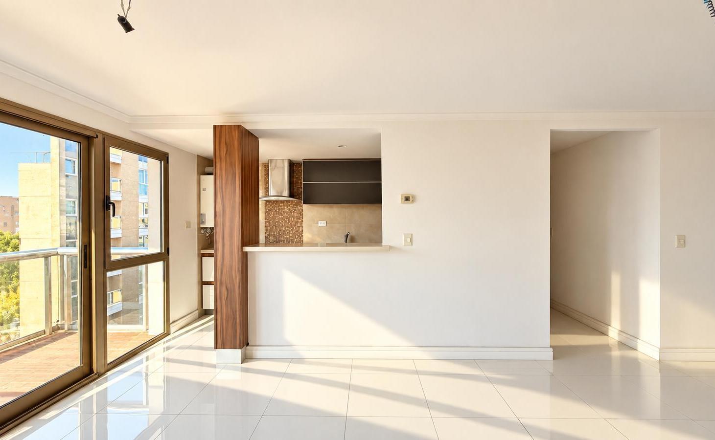 Foto de Venta depto 3 ambientes a la calle con cochera - Zona Macrocentro, imagen 4