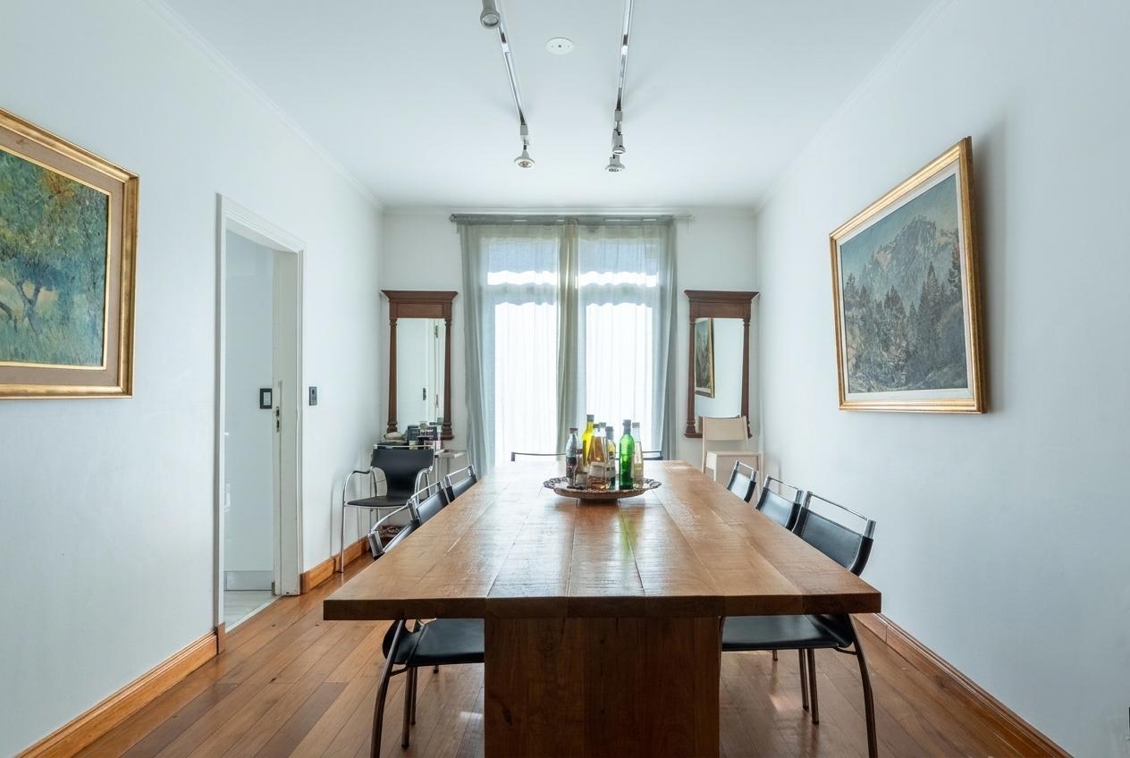 Foto de Venta chalet de 5 amb estilo ingles con patio y pileta - Barrio Los, imagen 1