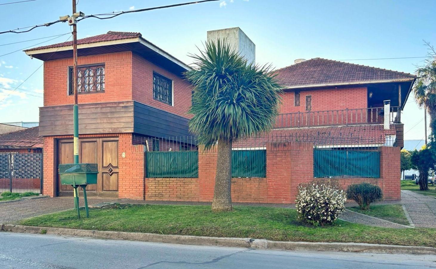 Foto de Venta casa 5 amb - Barrio Las Avenidas, imagen 4