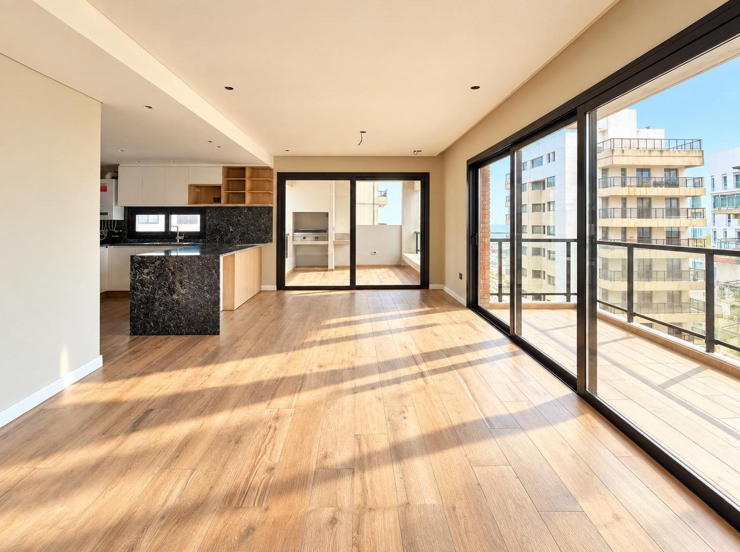 Foto de Venta Piso 4 amb con terraza y parrilla - Playa Grande, imagen 1