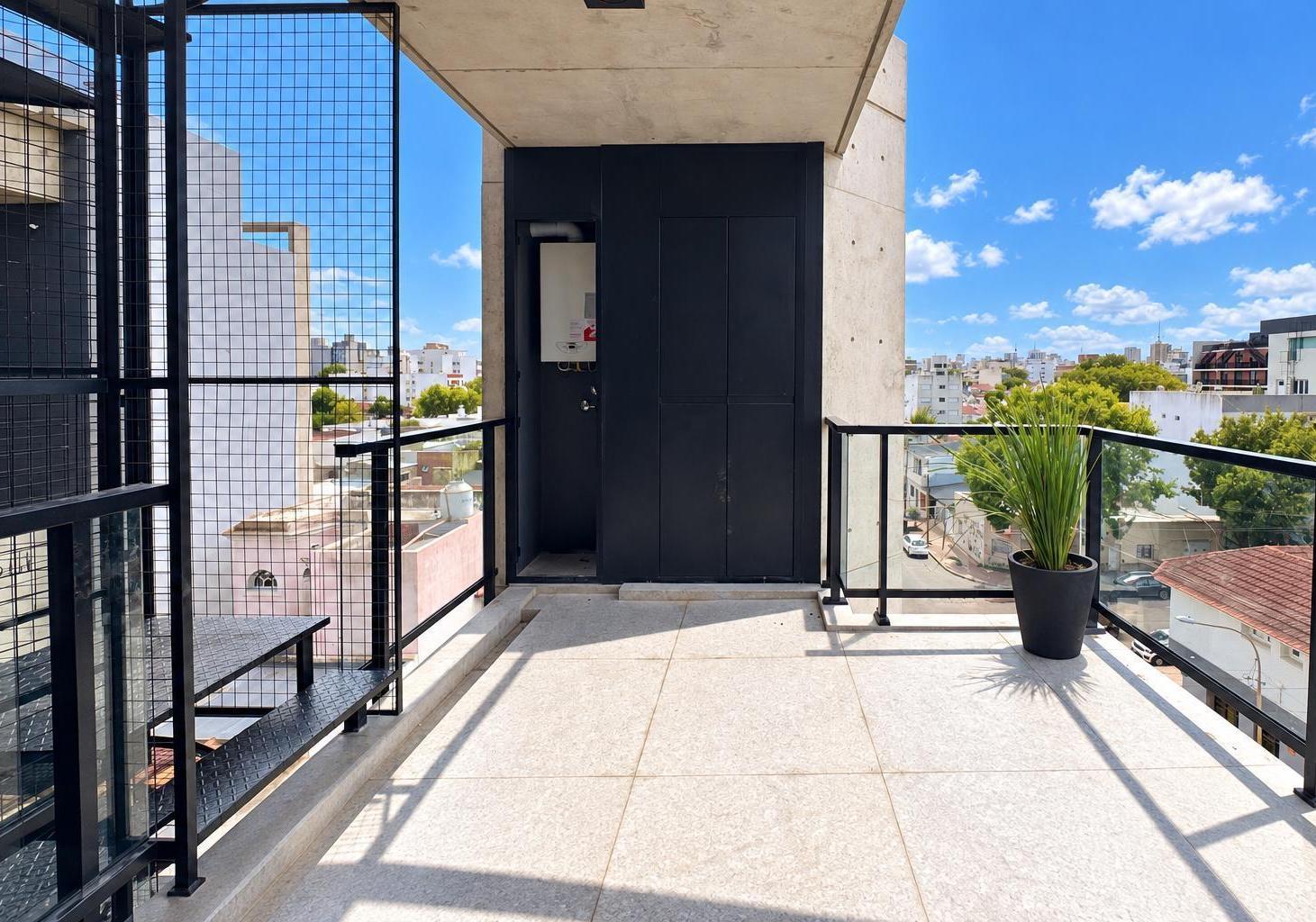 Foto de Venta semipiso 3 amb con cochera doble y baulera - Barrio Chauvin, imagen 4