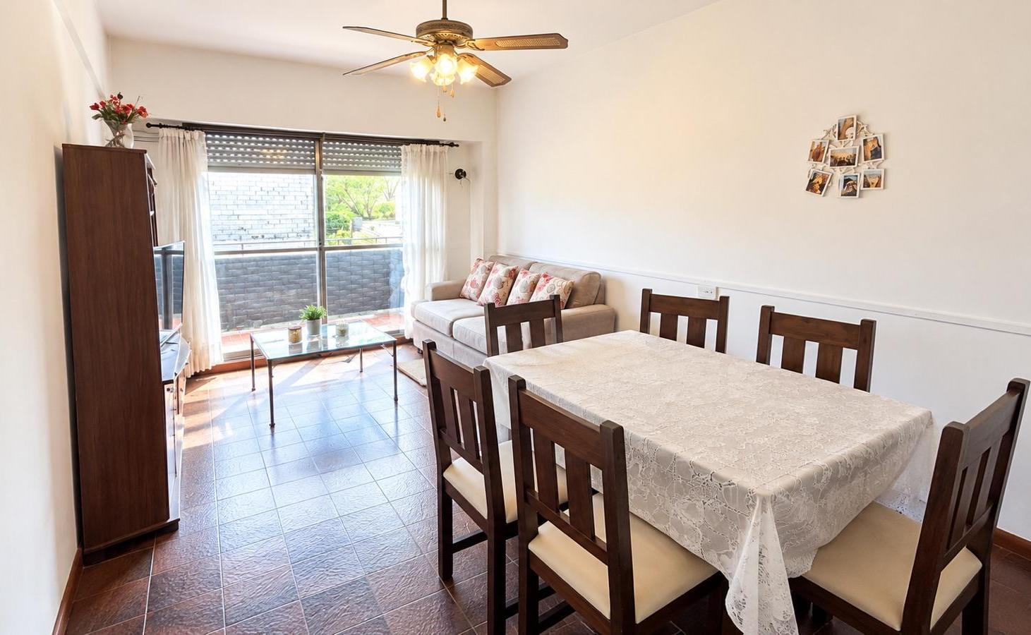 Foto de Venta departamento 2 amb con balcon a la calle - Zona Centro, imagen 2