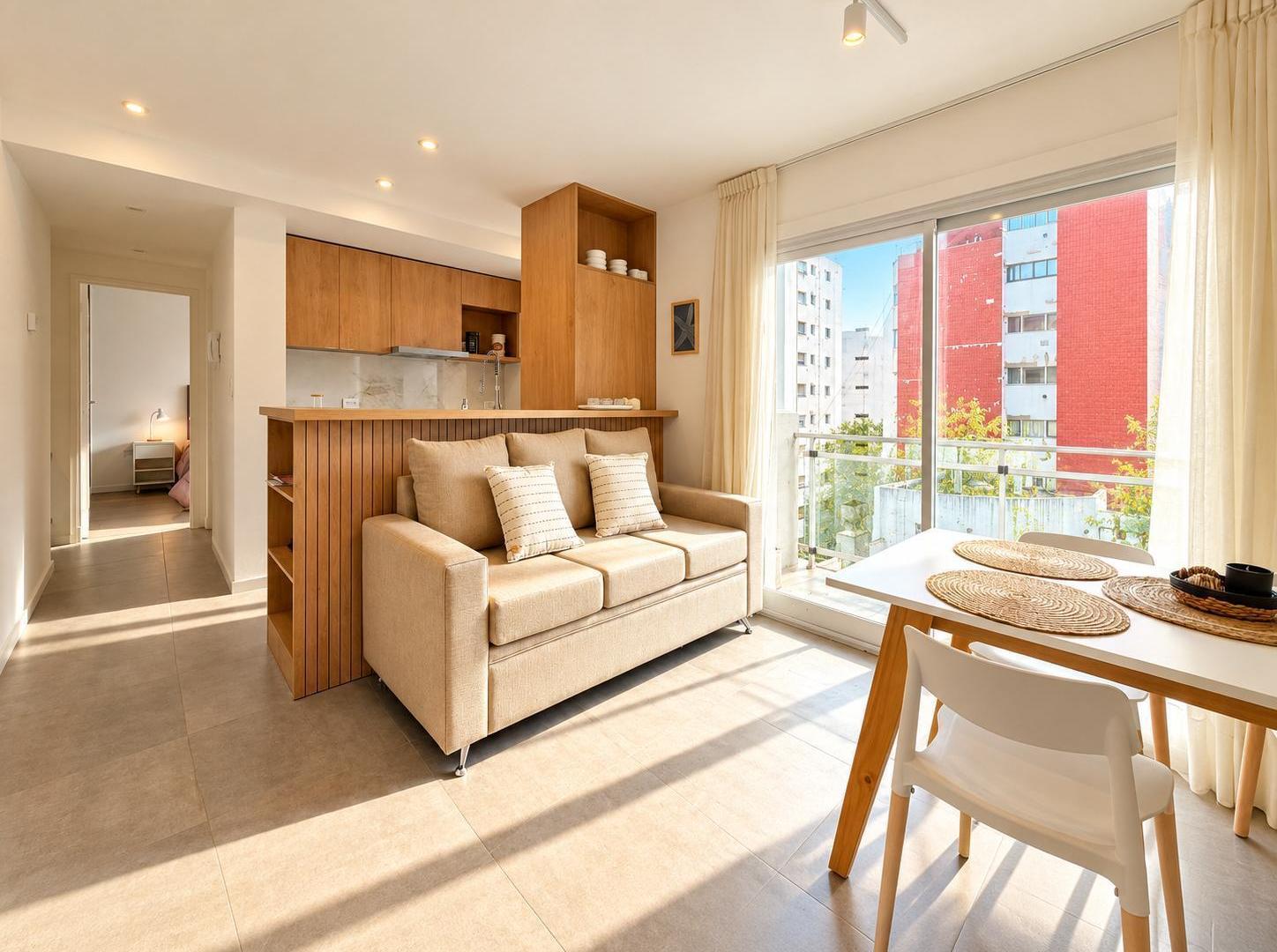 Venta depto 3 ambientes con balcon a la calle totalmente reciclado - Barrio La Perla