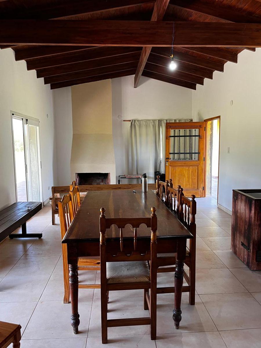 Oportunidad! casa a refaccionar en El Aduar sobre lote de 16246 metros.