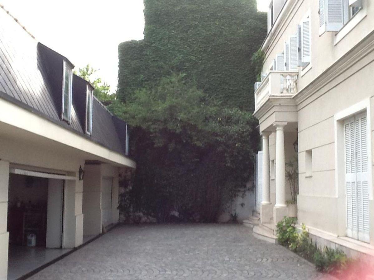 Foto de Casa con jardin estilo Frances, imagen 3