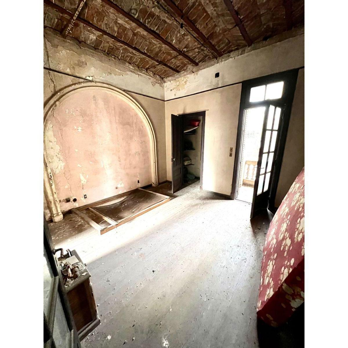 Increíble Casona a Reciclar del Año 1925 - Rioja 3132 3