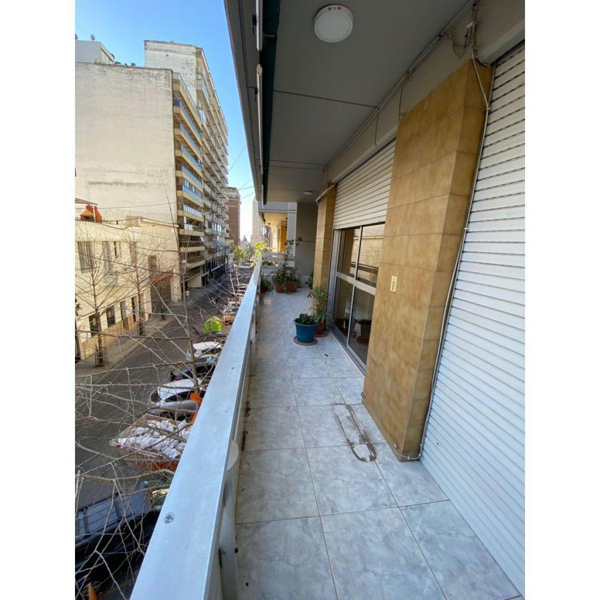 Venta Departamento 3 Dorm. 5