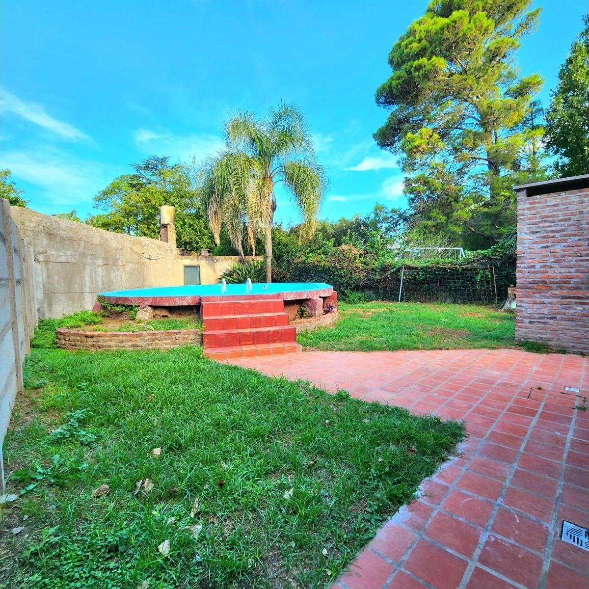 Casa en Venta en Pueblo Esther - Pileta Patio - Cerca del Rio 2