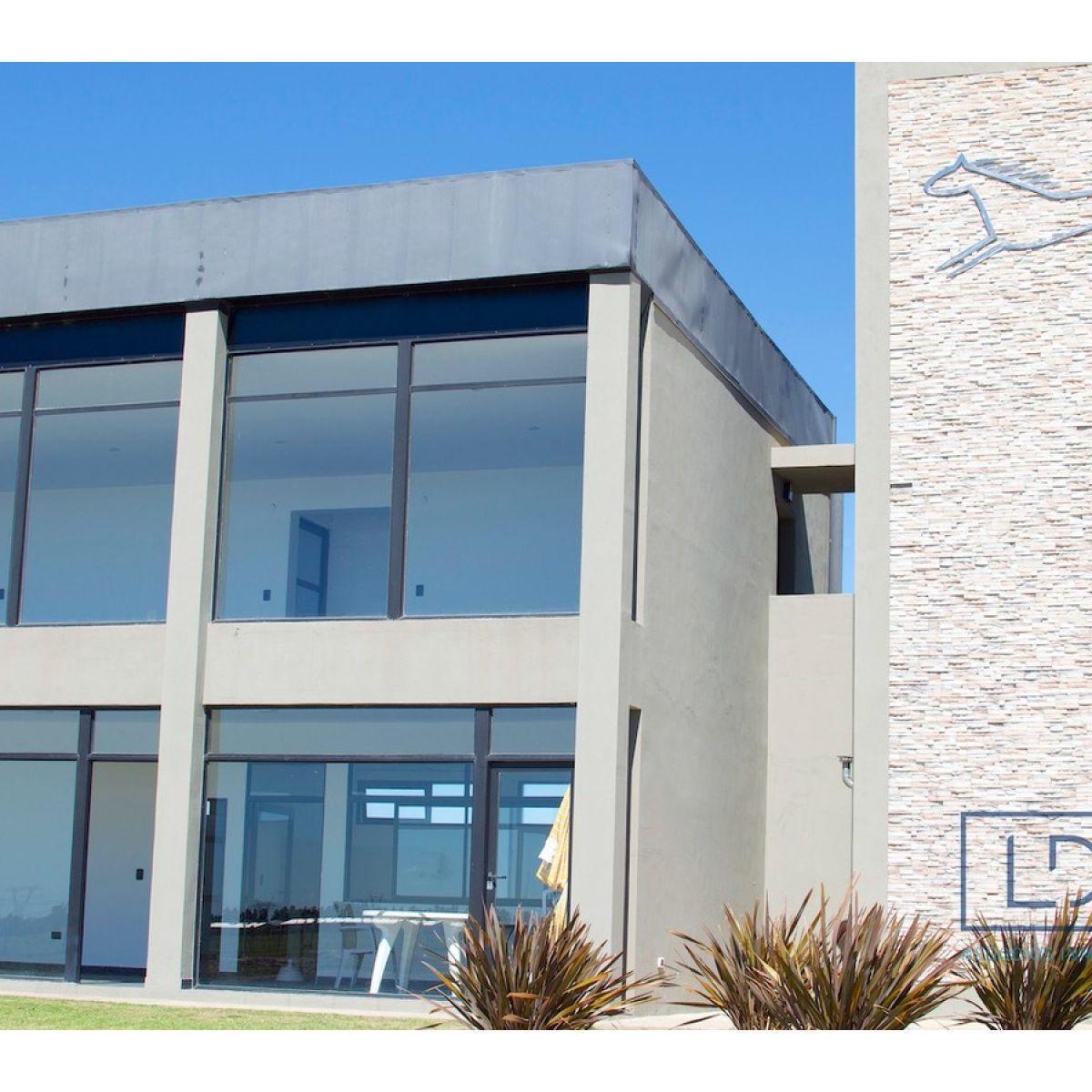 Lotes en venta en club de campo de Funes