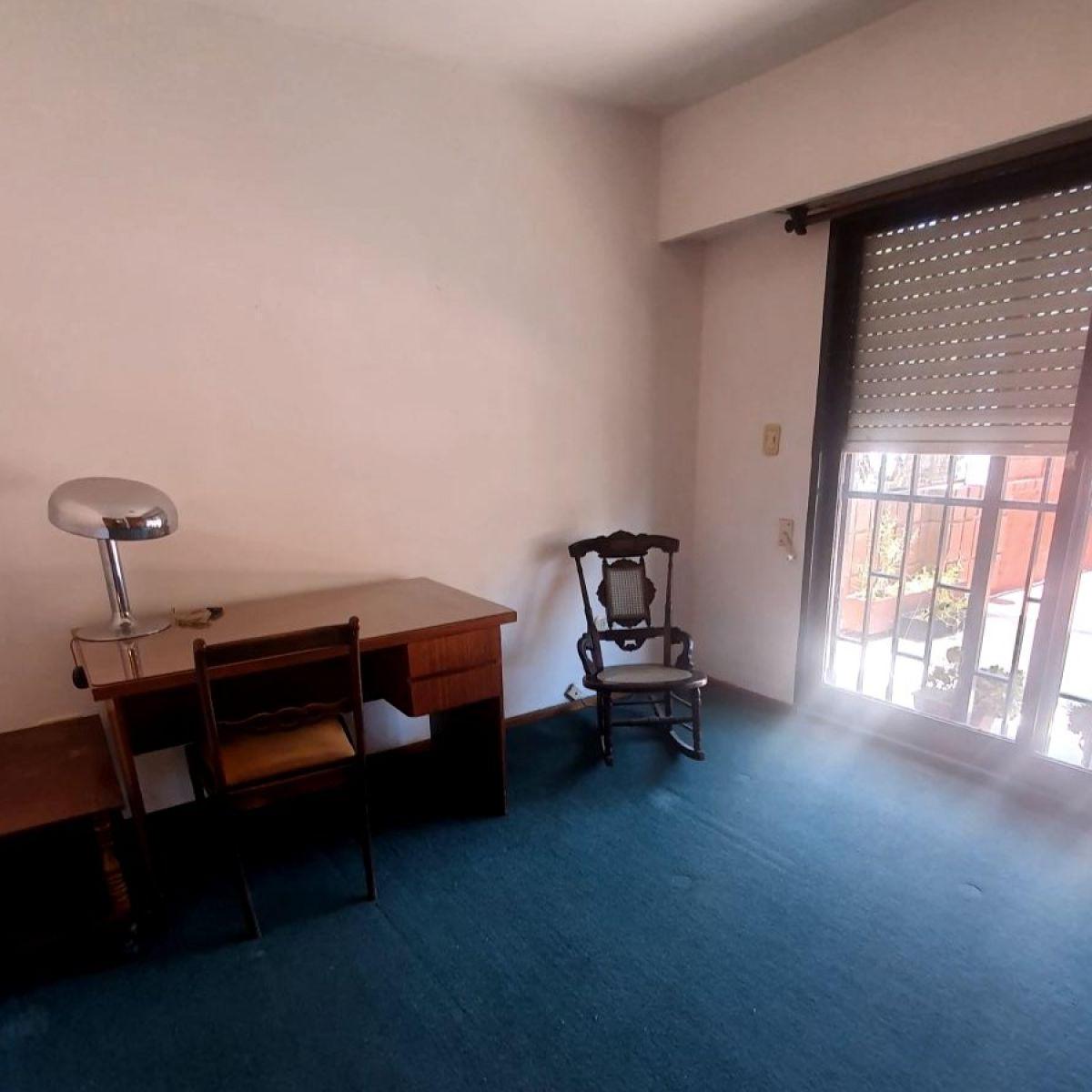 Venta Depto 2 Dorm. + Patio, Marcos Paz 3600 2
