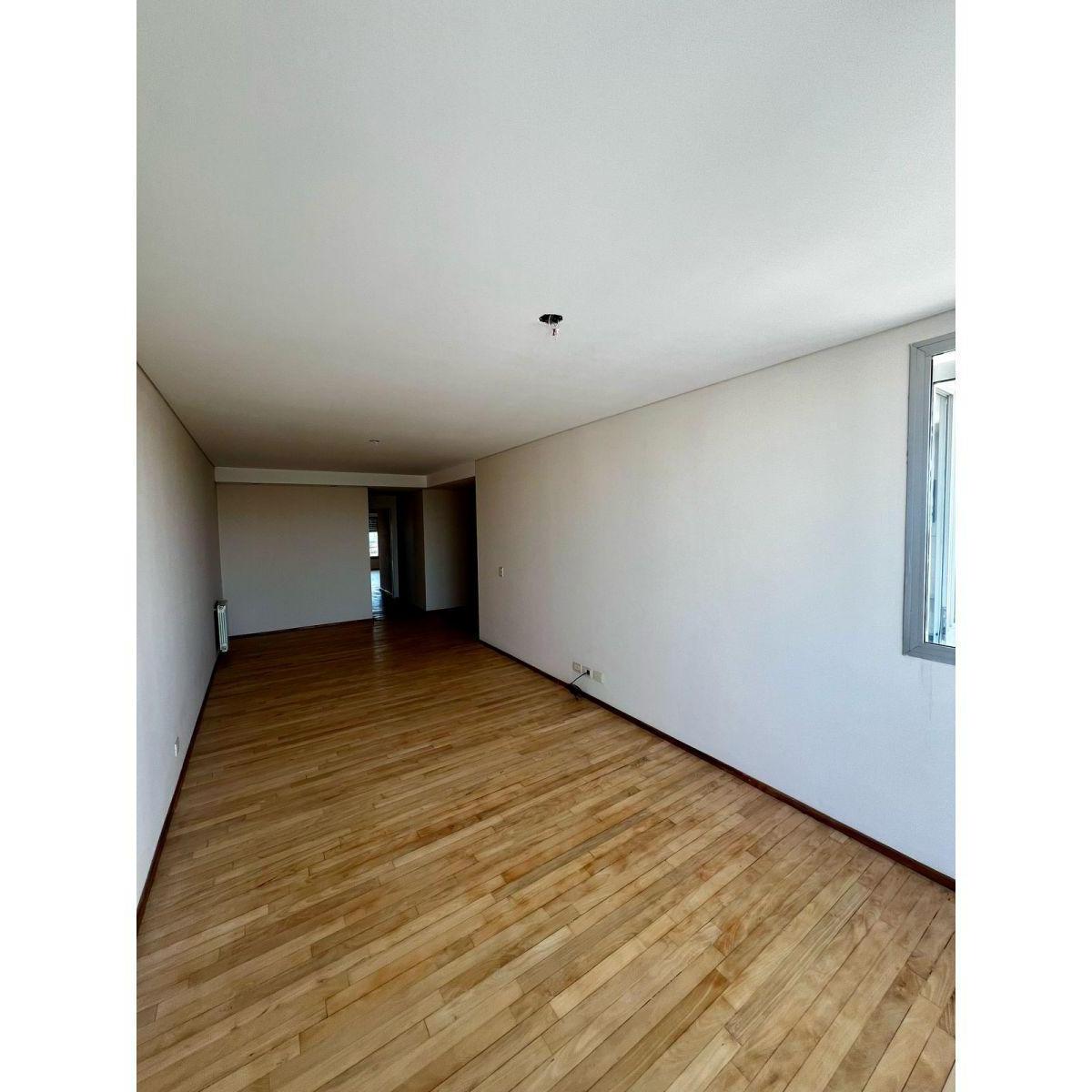 Jujuy y Av Francia - 3 Dorm. 1