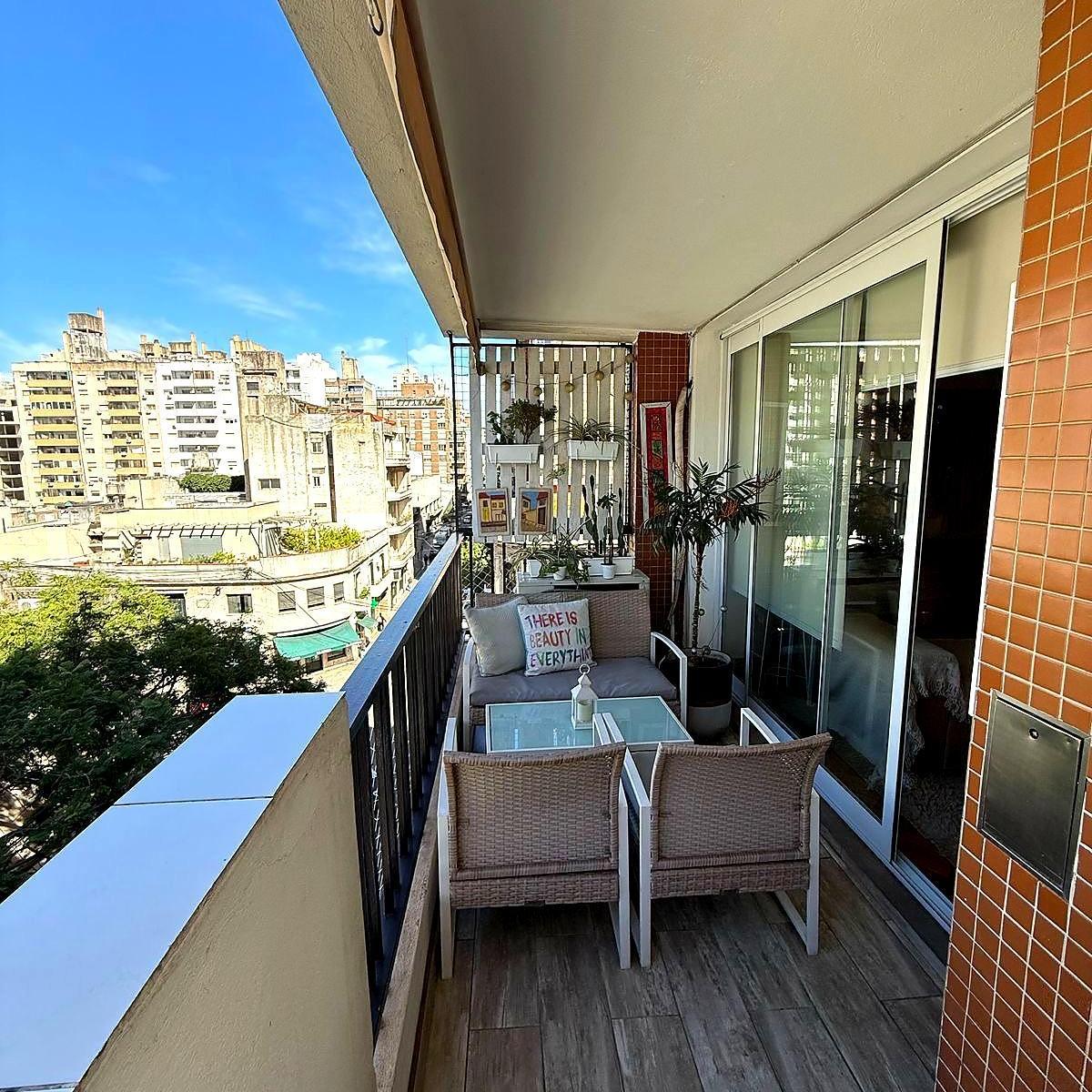Único Semipiso Renovado a m del Río – 3 Dorm / 2 Baños / 90 m² 4