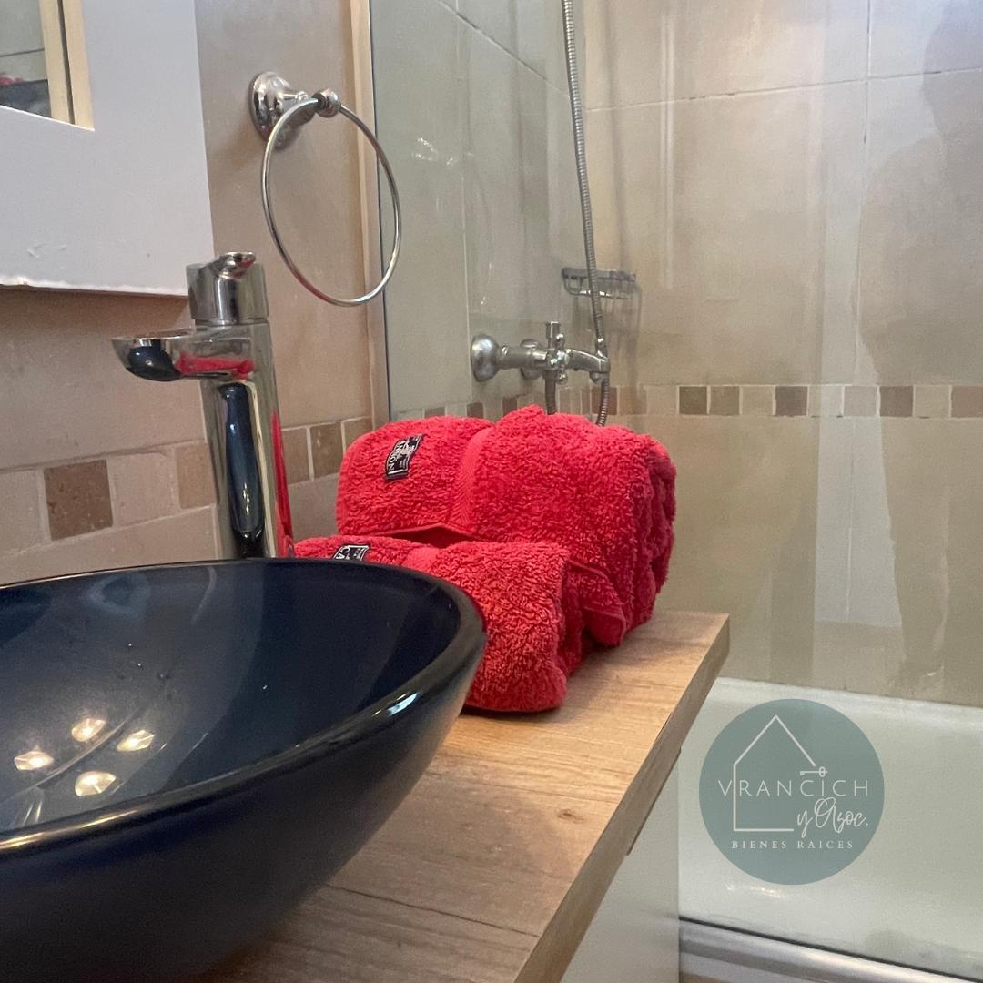 Venta Departamento un Dormitorio Cochera Arroyito Quincho Arroyito 2