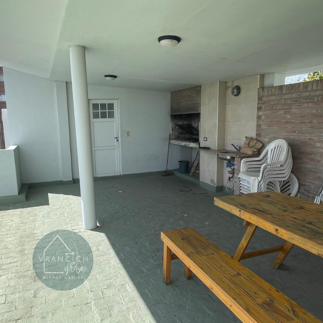 Venta Departamento un Dormitorio Cochera Arroyito Quincho Arroyito 4
