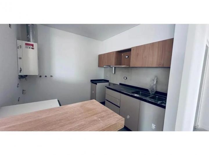 Departamento en venta, 1 dormitorio, Alberdi 4
