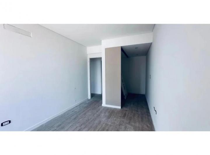 Departamento en venta, 1 dormitorio, Alberdi 3