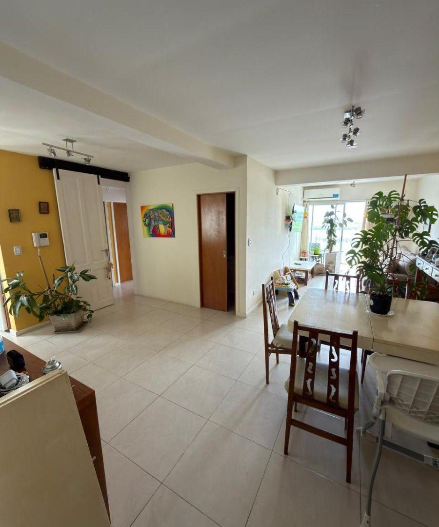 Foto de Departamento de 2 dormitorios con cochera, quincho y pileta en Villa, imagen 3