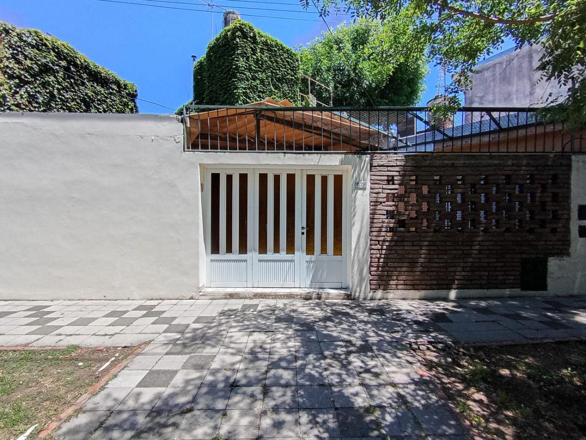 Casa 2 Dorm con Cochera