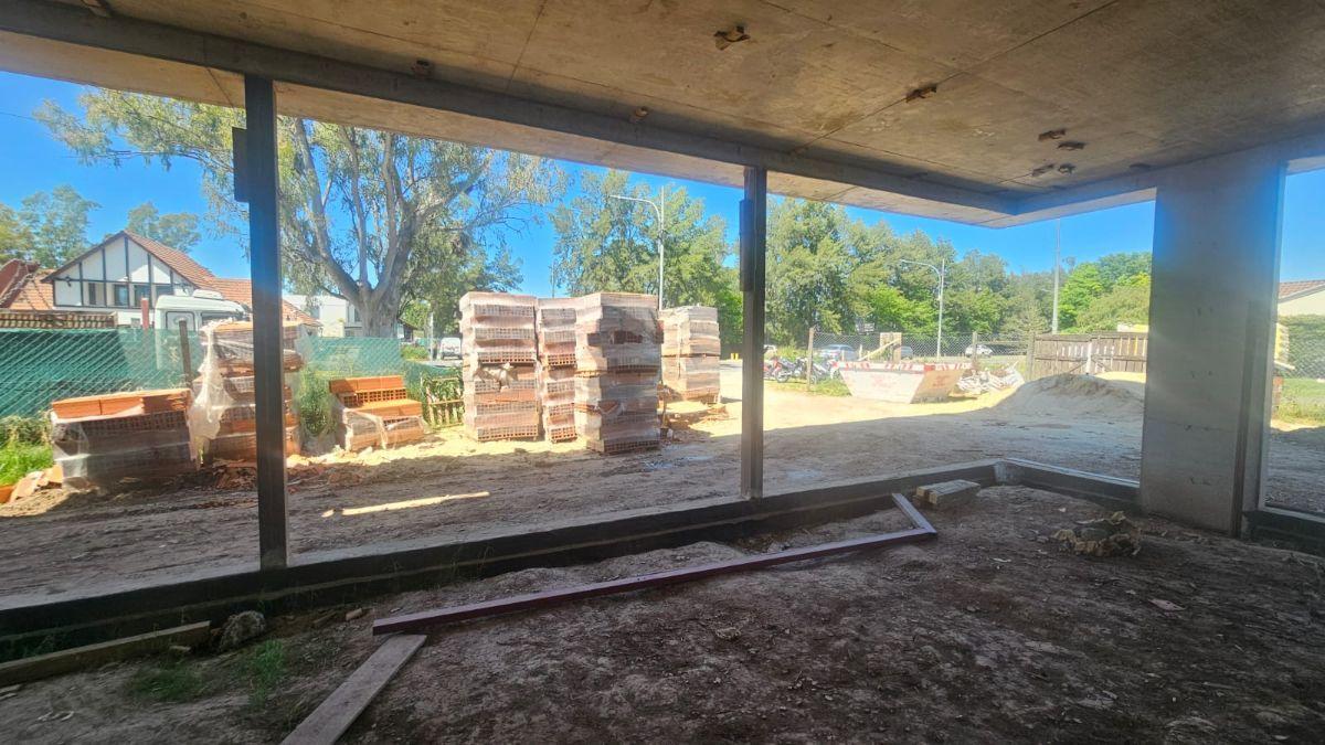 Foto de Local comercial Superficie 232m2, imagen 2