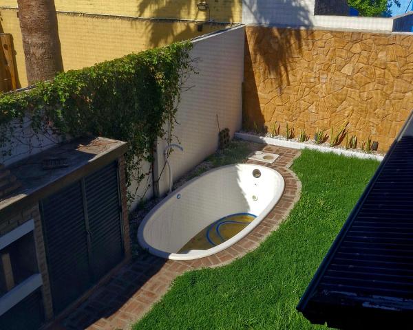 Casa 260 m² con 3 dormitorios, Patio y Pileta en venta en Barrio Jorge Cura, Rosario