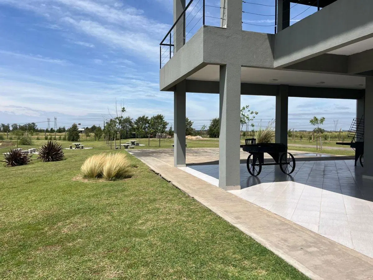Terreno de 1035 m² en venta en Haras de Funes con financiacion 4
