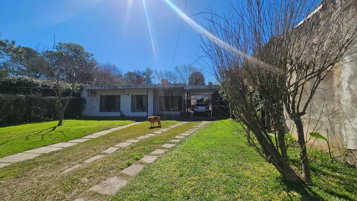Terreno de 1.230m2 en Fisherton 4